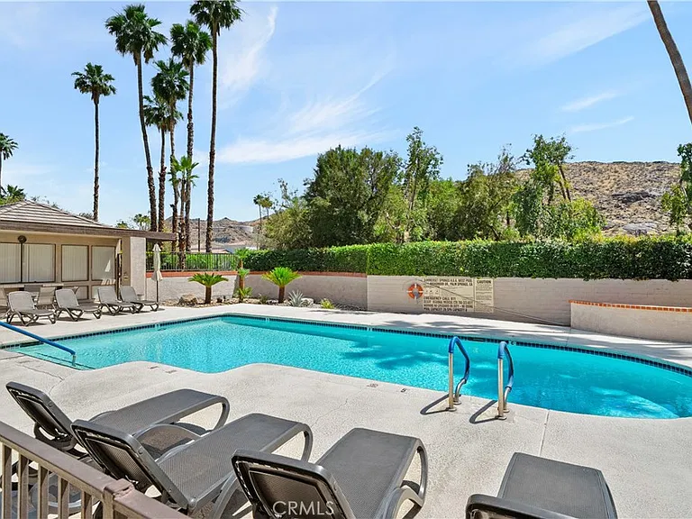 2601 S Broadmoor Dr — Photo 27