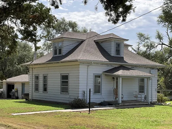 7304 N Rayl Rd, Buhler, KS 67522