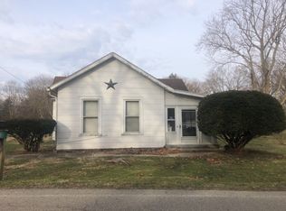 935 Ogden Rd, Springfield, OH 45503