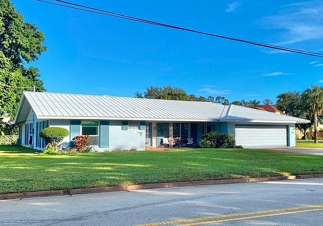 1st image of 2208 Nevarra Ave