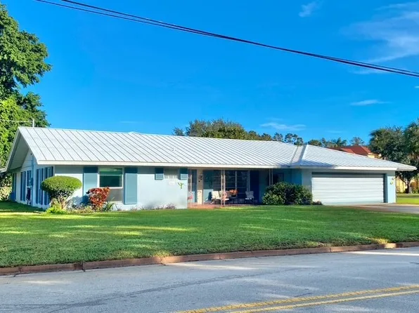 2208 Nevarra Ave, Vero Beach, FL 32960