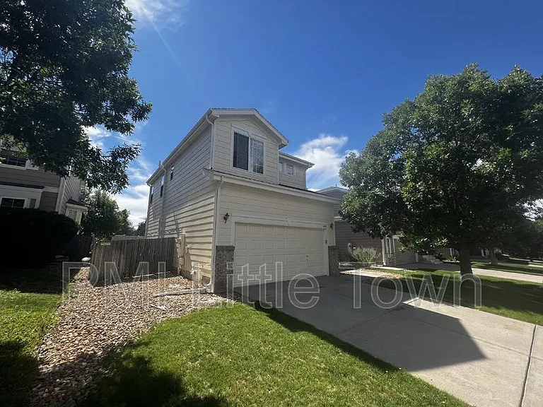 5183 Creek Way — Photo 2