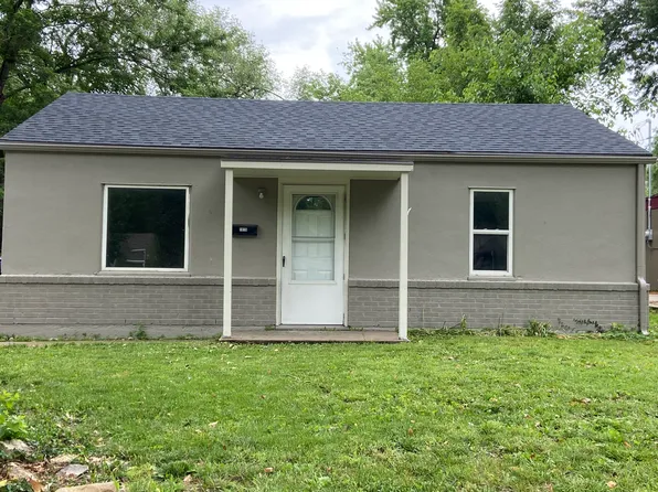 1816 SW Green Acres Ave, Topeka, KS 66604
