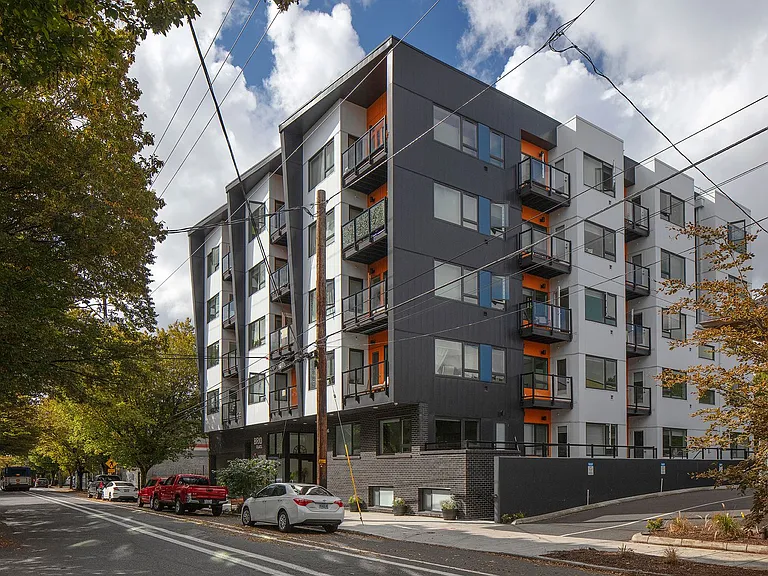 Brio Flats — Photo 16