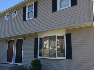 14 Yoke Rd, Bridgewater, MA 02324