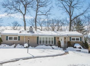 1 Blanche Dr, Lake Hopatcong, NJ 07849