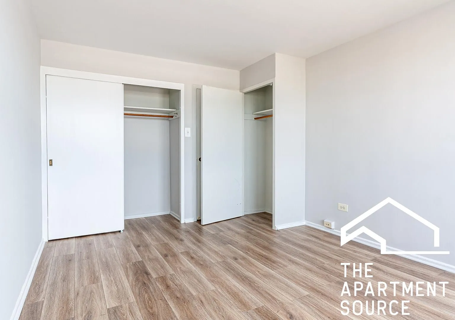 6030 N Sheridan Rd — Photo 3