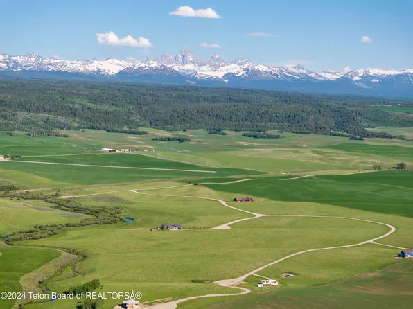 3160 Pheasant Dr, Tetonia, ID 83452