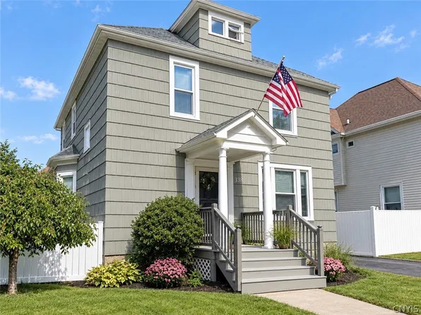 133 Curtis Pl, Auburn, NY 13021