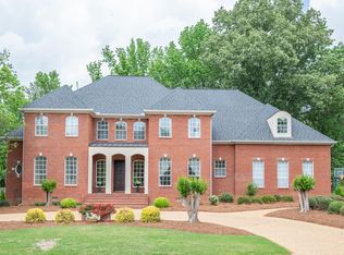 1112 Nottingham Rd, Starkville, MS 39759