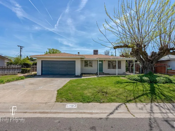 1071 Vandalia Ave, Porterville, CA 93257