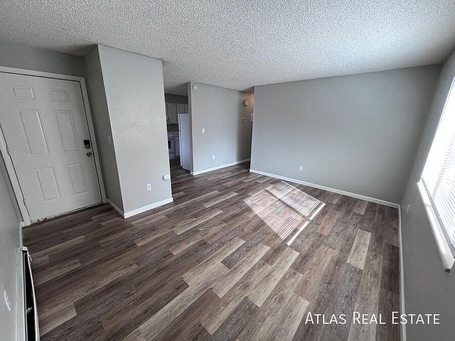 1st image of 415 Saint Vrain Pl APT 201