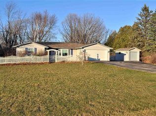 3711 Park Rd, Greenleaf, WI 54126