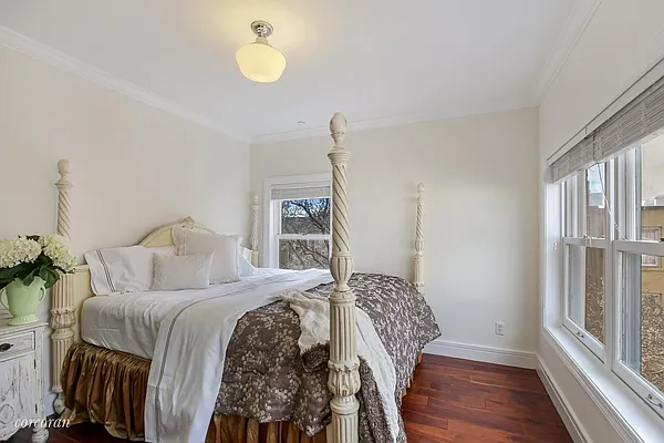 Sold by Corcoran | media 16