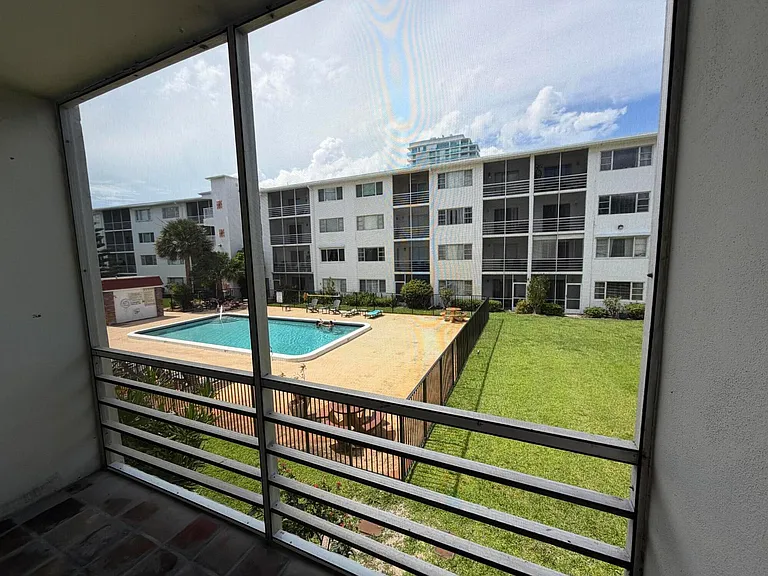 4500 N Flagler Dr #C9 — Photo 16