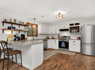 316 Clydesdale Cir, Ogden, KS 66517