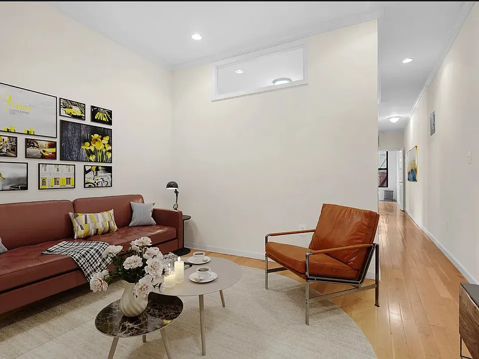 370 Columbus Ave #2C