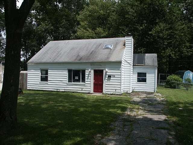 1st image of 788 Dimson Dr E