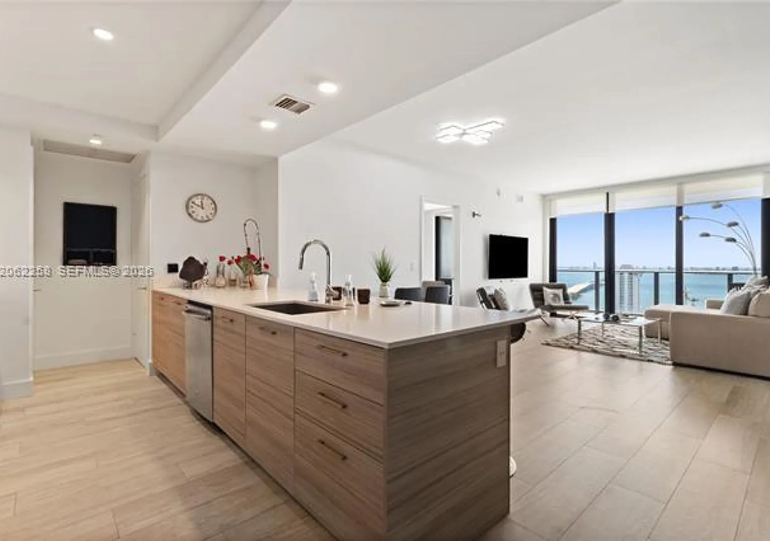 121 NE 34th St cu-2807, Miami, FL 33137 — Photo 2