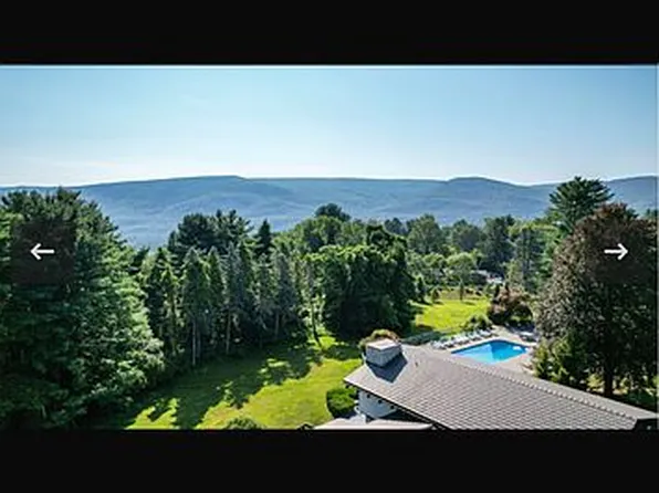 10 Diane Dr, Ellenville, NY 12428