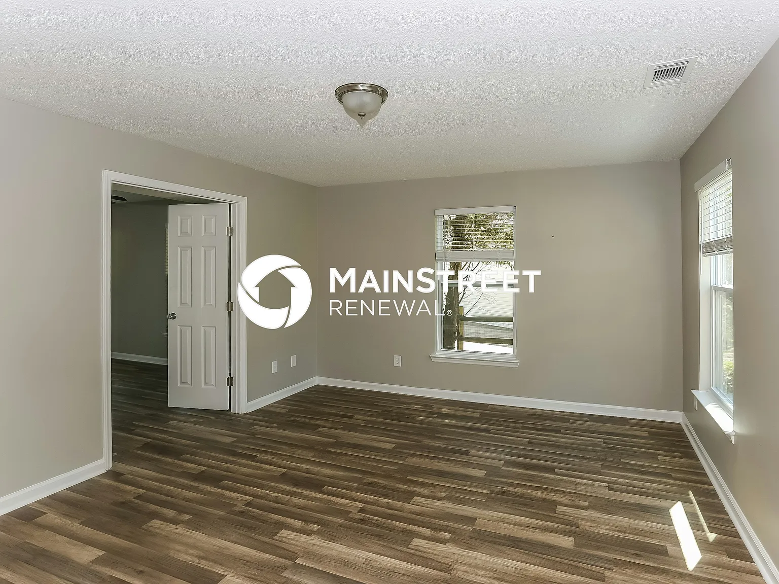 3406 Pondridge Ct — Photo 4