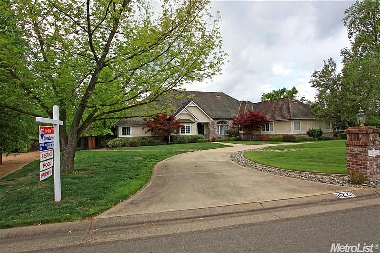 1st image of 8221 Country Lake Dr
