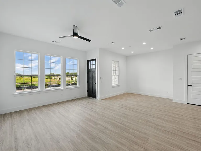 3445 Sanjeev Dr — Photo 4