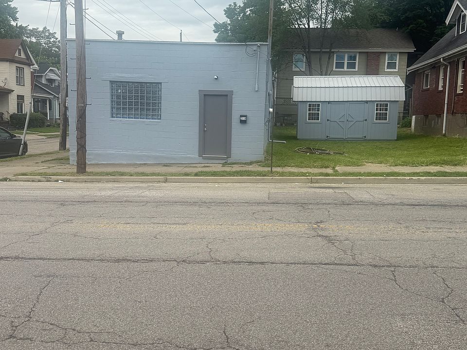 Building Photo 4