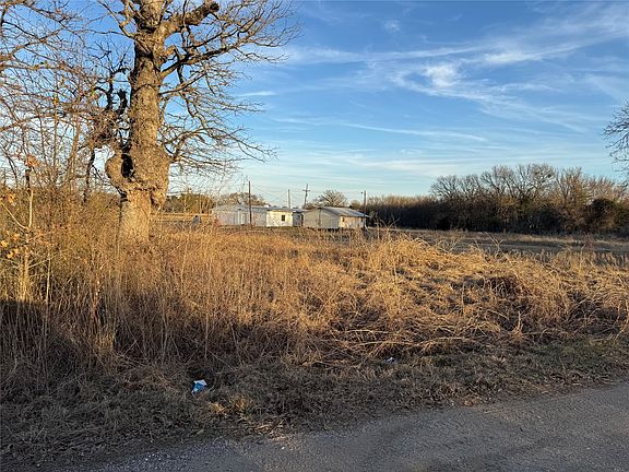 4th image of E Jess Hinton Rd