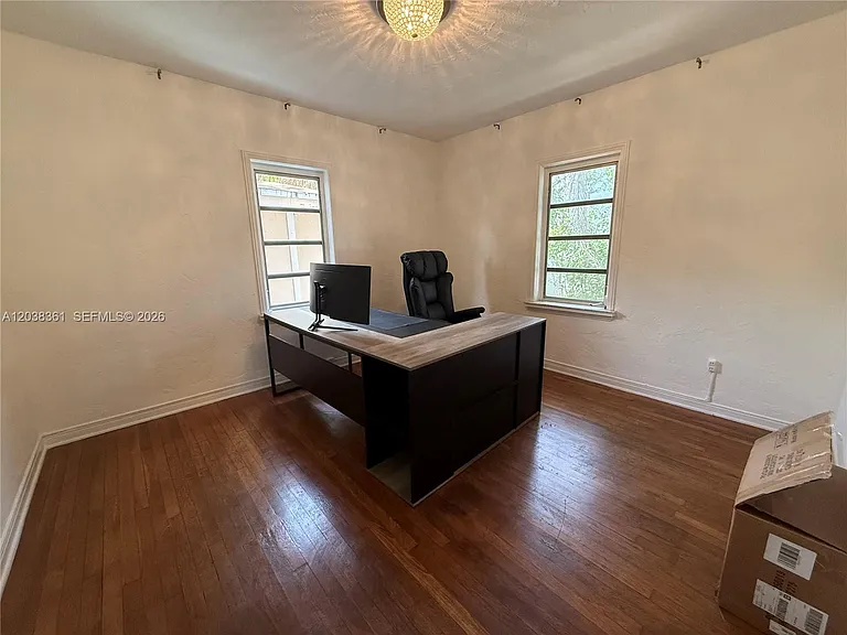 1719 Hayes St — Photo 9