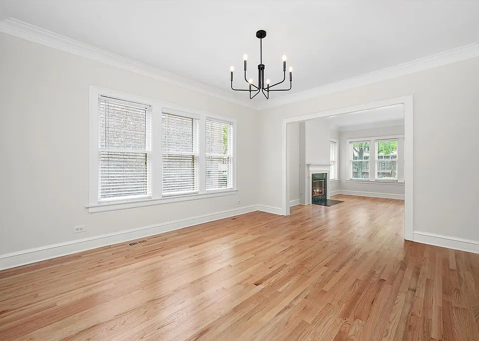 Dining room to living room