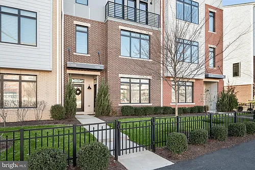 1304 Ribbon Limestone Ter SE Photo 1