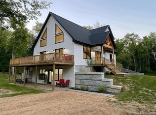 3024 Quarry Rd, Port Austin, MI 48467