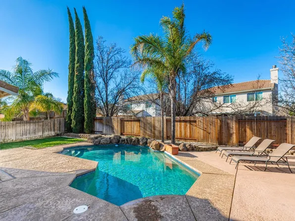 657 Farridge Dr, Roseville, CA 95678