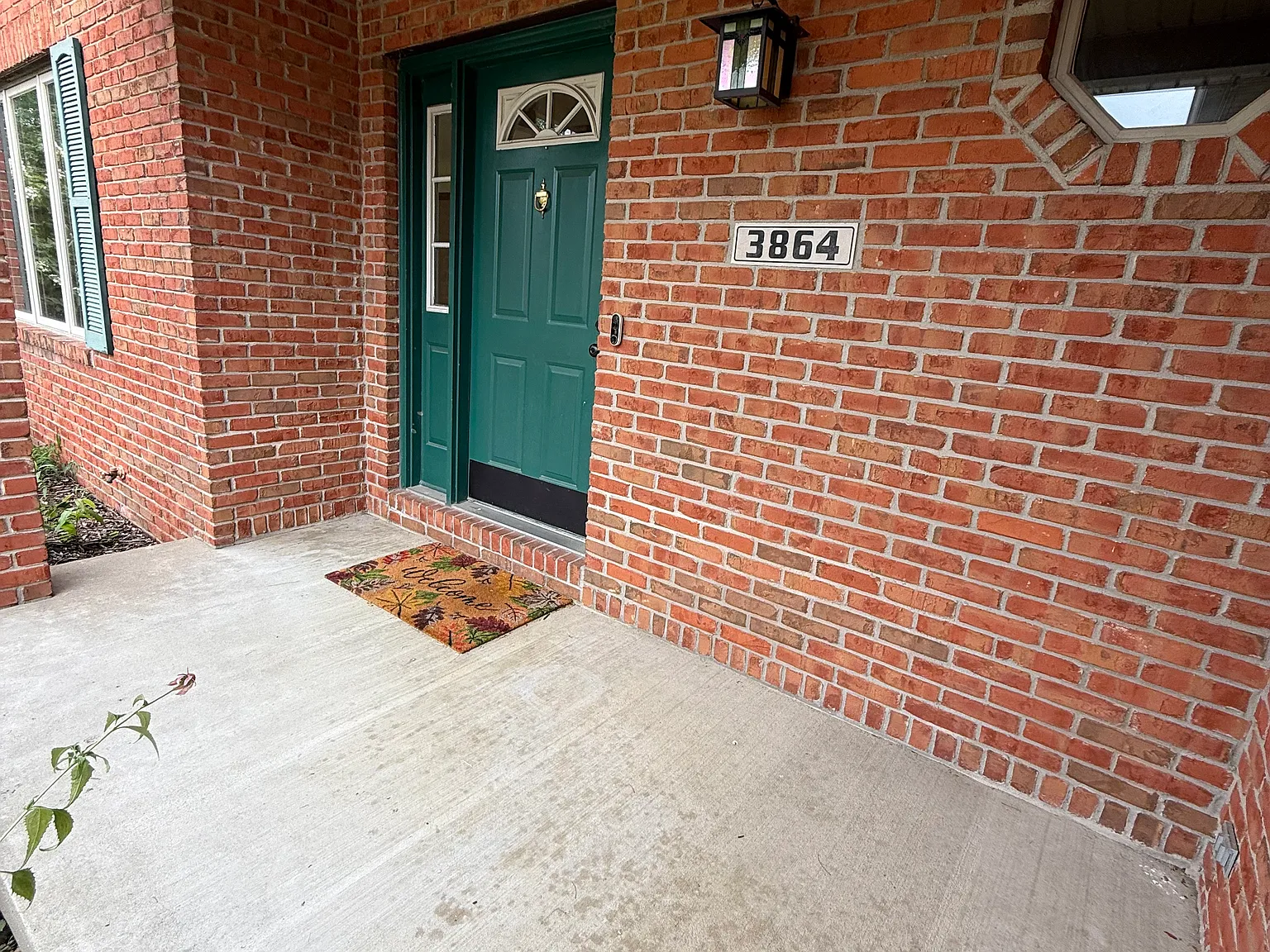3 bed, 2288 sqft, $2,000 — Photo 3