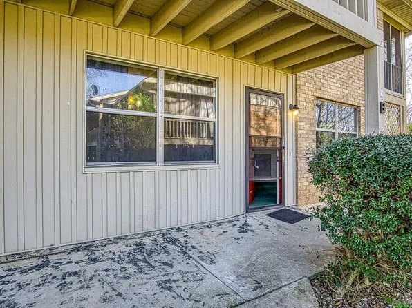 160 Cooper St APT 17B, Hot Springs National Park, AR 71913