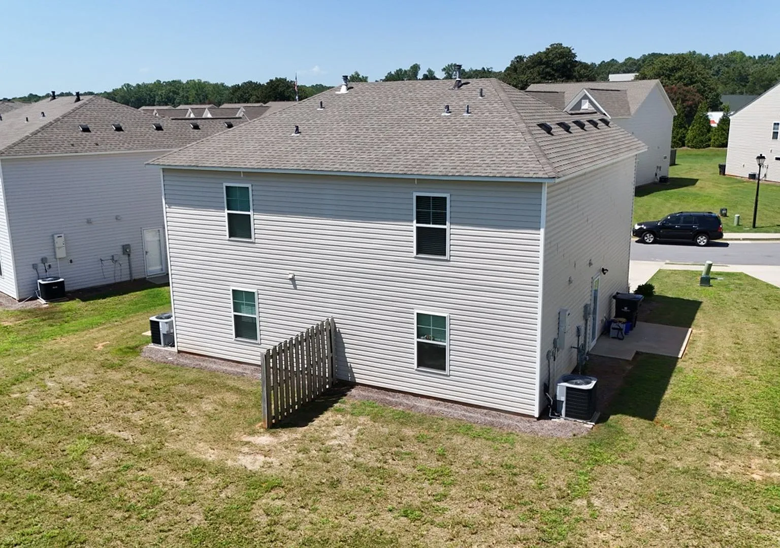 3 Bedroom Townhome in Pendleton, SC — Photo 2