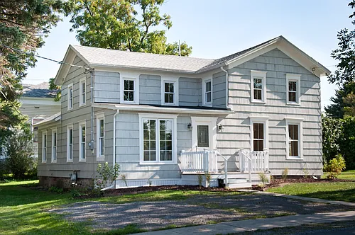 105 Ray St Photo 1
