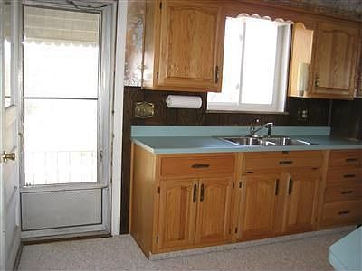 4th image of 44 Carran Dr