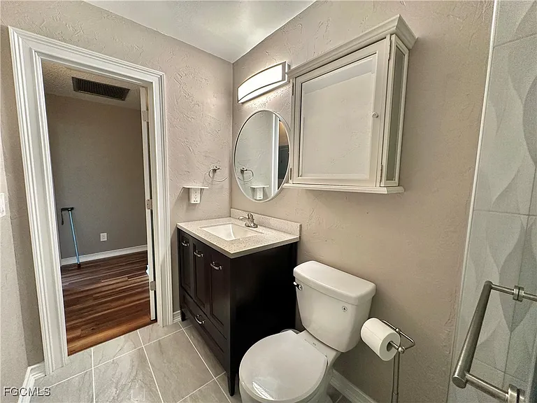 15427 Crystal Lake Dr — Photo 20