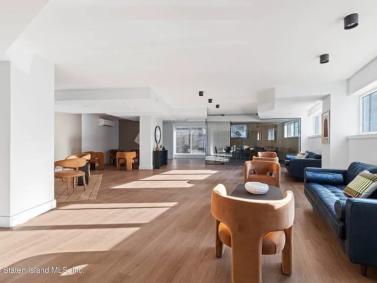 5 Stuyvesant Pl #7C — Photo 4