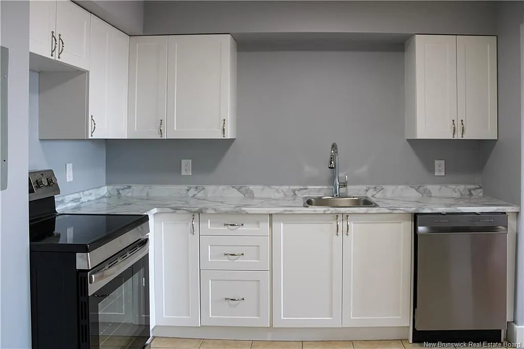 2 bed, 1.0 bath, 700 sqft, $1,400 — Photo 3