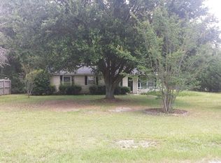 635 Barbara St, Metter, GA 30439