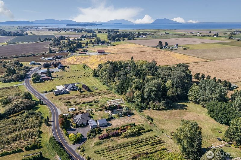 2nd image of 15903 Bow Hill Road
