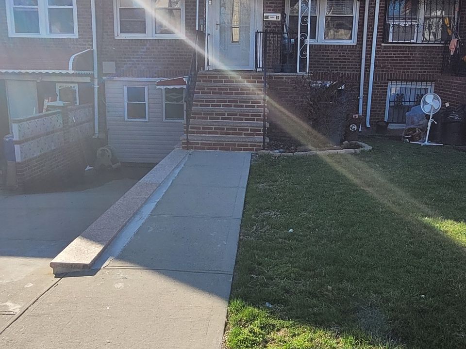 1st image of 115-18 217th St