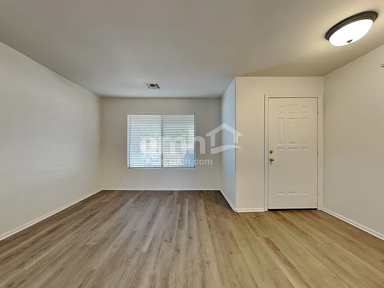 6132 S Black Hills Way — Photo 7