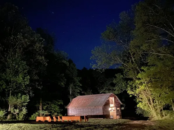 1075 Abbott Creek Rd, Prestonsburg, KY 41653
