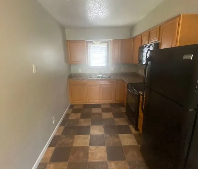 630 N 9th St #19 — Photo 15