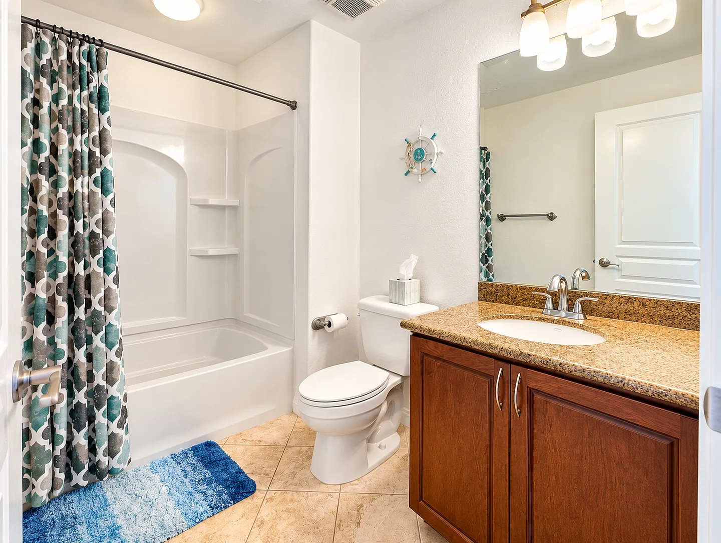 2 bed, $4,300 — Photo 4