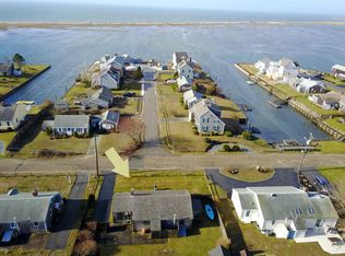 58 Surfside Rd, West Dennis, MA 02670